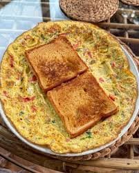 Bread omelette